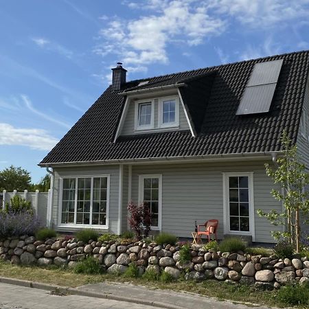 Hus Hygge Villa Born Exterior photo