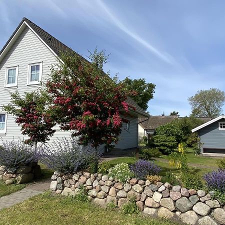 Hus Hygge Villa Born Exterior photo