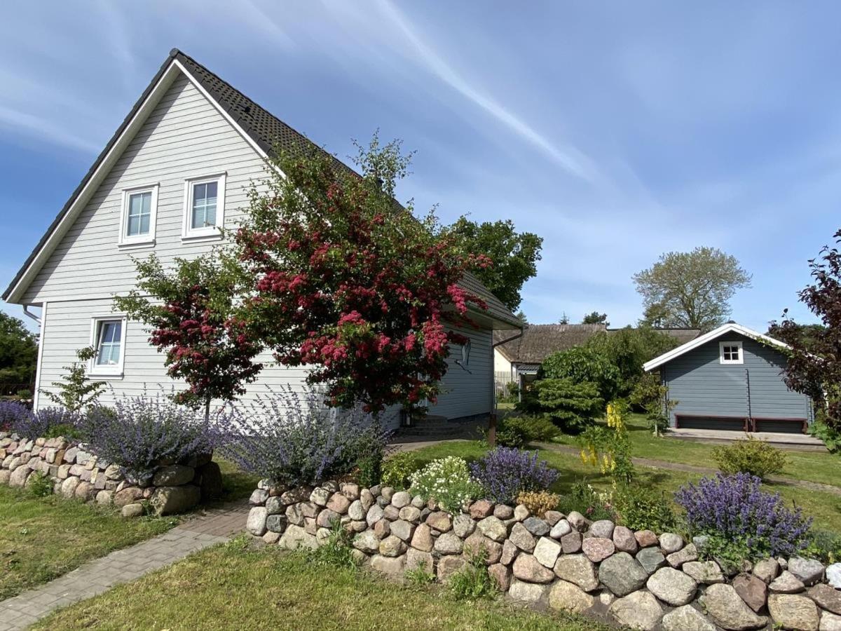 Hus Hygge Villa Born Exterior photo